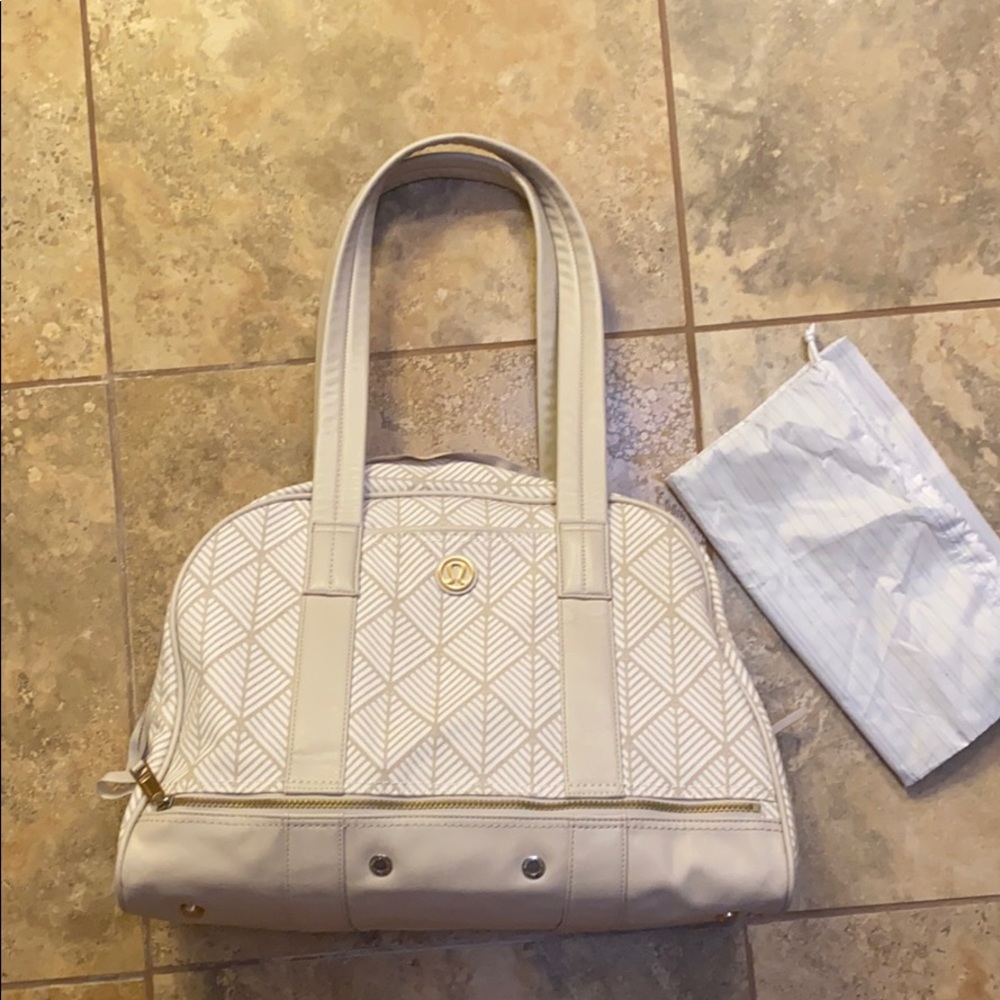 Lululemon gym bag